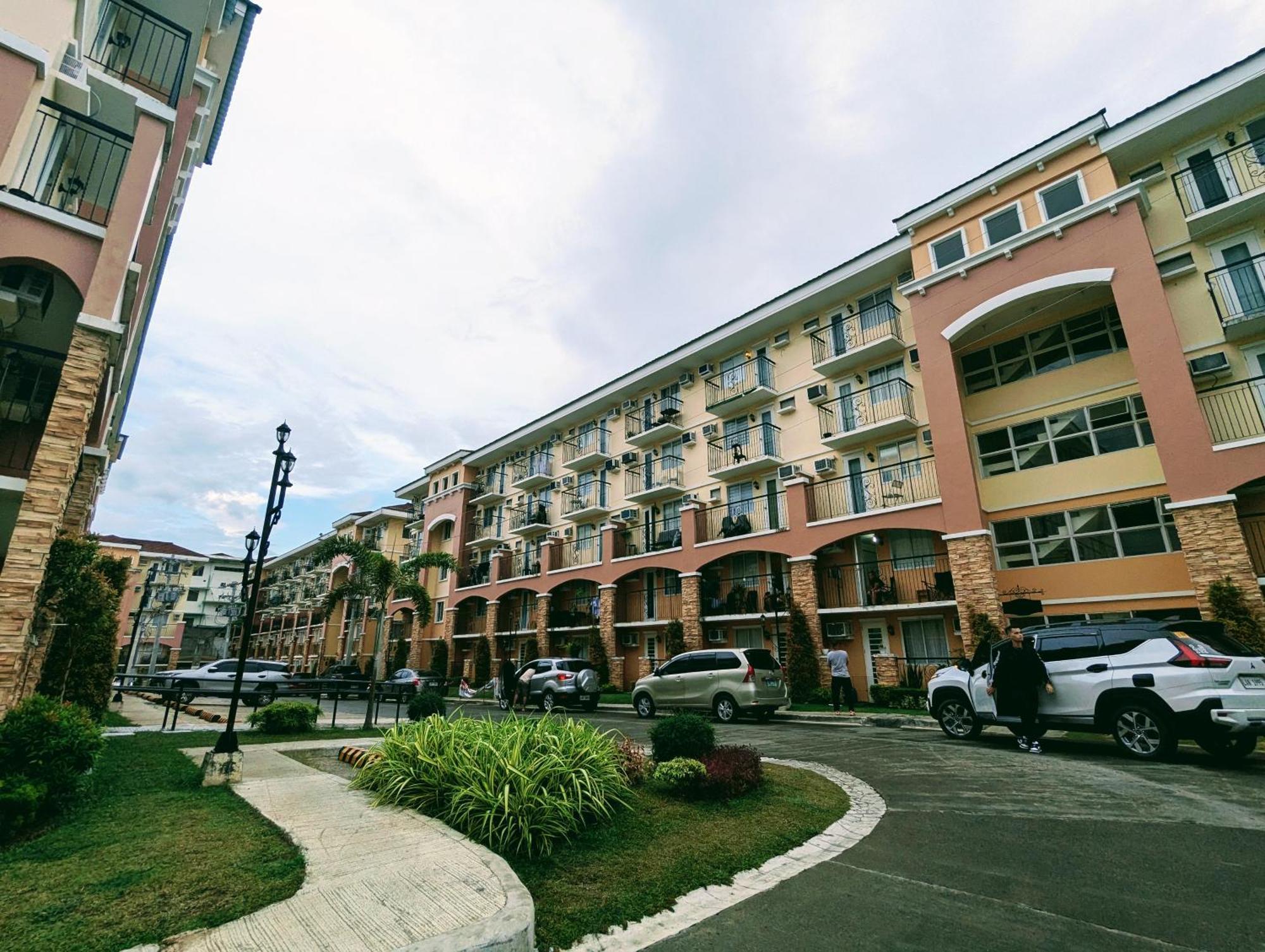 Reicondotel Arezzo Davao City المظهر الخارجي الصورة